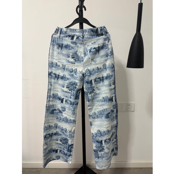 Alice + Olivia Weezy Toile De Jouy Jacquard Jeans - Picture 3 of 11